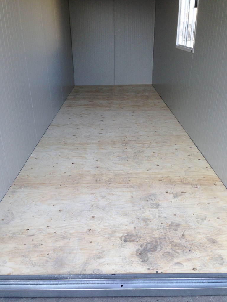 Container ad uso cantiere coibentati e in lamiera zincata Coibentato per casetta