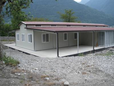 Box per cani prefabbricati, canili e gattili - V032