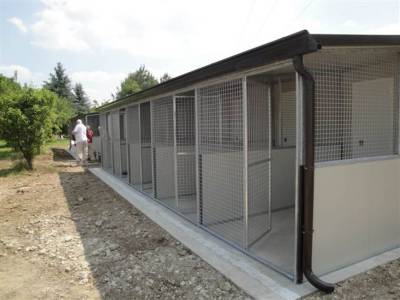 Box per cani prefabbricati, canili e gattili - V029